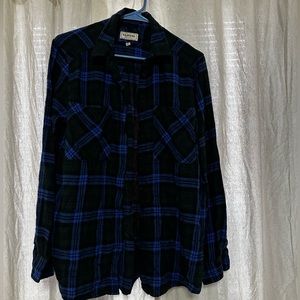Men’s Express Boyfriend Fit Flannel Large
